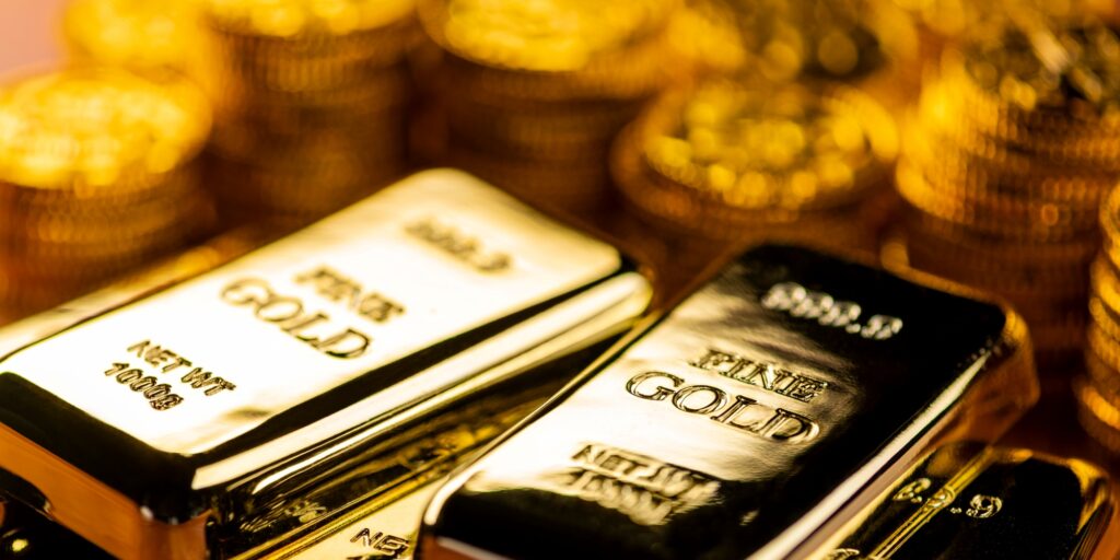 how to invest in gold for beginners